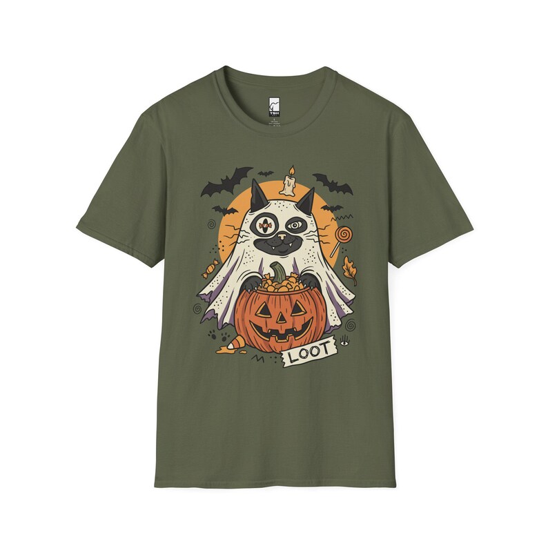 Ghost Cat Halloween Shirt | Spooky Kitten T Shirt | Cute Loot Graphic Tee | Retro Pumpkin Fall Top | Funny Cat Lover Clothes | Unisex Gift Military Green