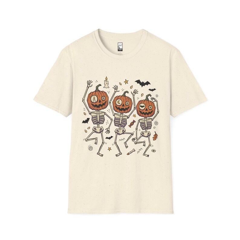踊るカボチャの骸骨Tシャツ｜ハロウィン ジャック・オー・ランタン Natural