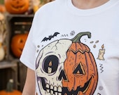 Spooky Season Halloween Shirt | Skull Pumpkin T Shirt | Retro Horror Graphic Tee | Creepy Fall Outfit | Gothic Autumn Wear | Unisex Gift
