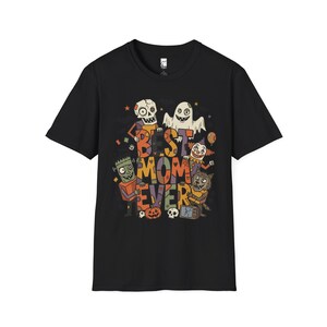Bästa mamma någonsin Halloween-tröja | Spooky Mama T-shirt | Söt monstergrafik-tröja | Skräckmamma hösttopp | Retro läskiga kläder | Unisex present Black