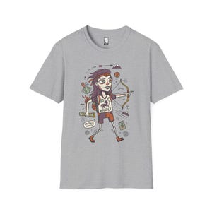 Schütze T-Shirt | Lustiges Sternzeichen Grafik T-Shirt, Fernweh Astrologie Unisex Shirt, Schütze Geburtstagsgeschenk Sport Grey