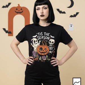 Tis The Season Halloween Shirt | Spooky Ghost T Shirt | Cute Pumpkin Graphic Tee | Retro Horror Fall Top | Gothic Cat Clothes | Unisex Gift