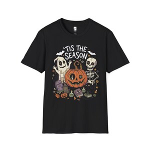 Tis The Season Halloween Shirt | Spooky Ghost T Shirt | Cute Pumpkin Graphic Tee | Retro Horror Fall Top | Gothic Cat Clothes | Unisex Gift Black