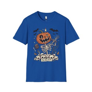 Scream Skeleton Halloween Shirt | Pumpkin Rocker T-shirt | Metal Horror Tee | Retro Herfstconcert Top | Gothic Rock Kleding | Unisex Cadeau Royal