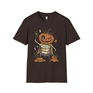 Camiseta Unissex com Estampa de Abóbora | Estampa de Abóbora de Halloween | Camiseta com Estampa de Colheita de Outono | Camiseta Assustadora com Abóbora Dark Chocolate