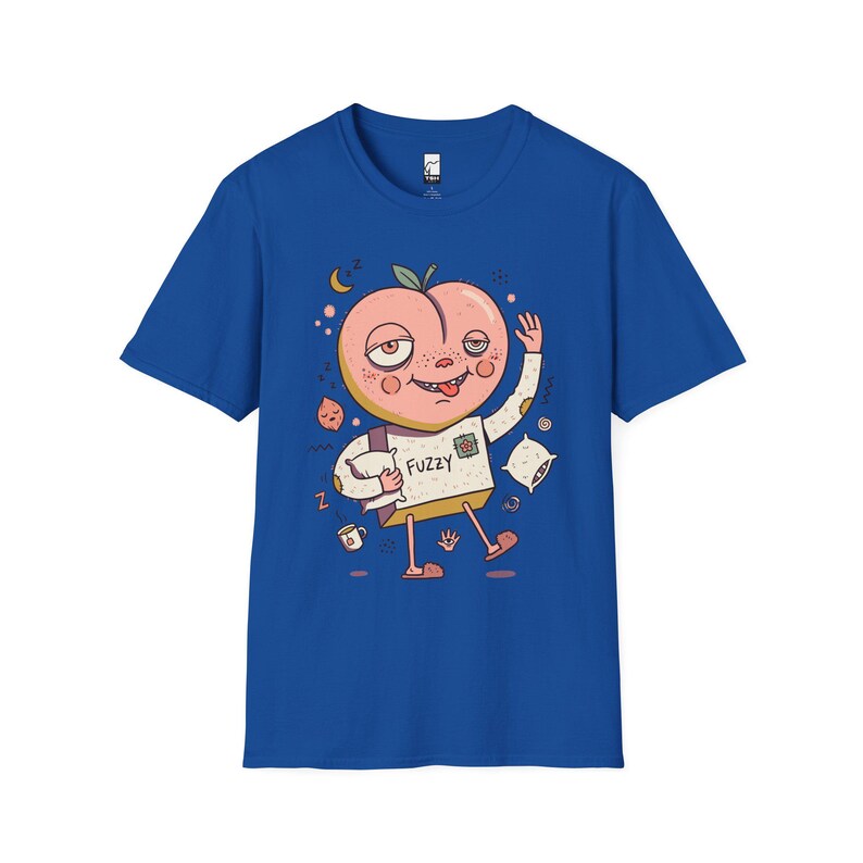 ふわふわピーチTシャツ｜のんびり朝のグラフィックTシャツ、眠そうなコーヒー好きのためのユニセックスシャツ Royal