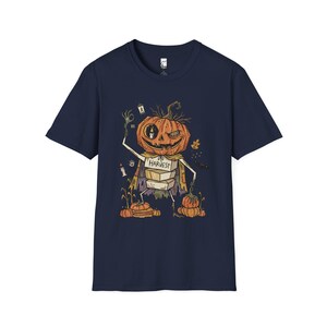 Camiseta Unissex com Estampa de Abóbora | Estampa de Abóbora de Halloween | Camiseta com Estampa de Colheita de Outono | Camiseta Assustadora com Abóbora Navy