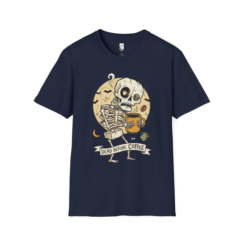 „Dead Before Coffee“-Shirt | Skelett-Kaffee-T-Shirt | Lustiges Kaffeeliebhaber-Shirt | Koffein-Totenkopf-Grafik-T-Shirt | Retro-Kaffee-T-Shirt | Unisex-Geschenk Navy
