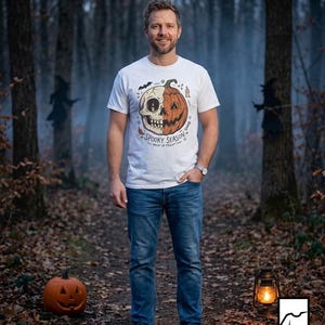 Spooky Season Halloween Shirt | Skull Pumpkin T Shirt | Retro Horror Graphic Tee | Creepy Fall Outfit | Gothic Autumn Wear | Unisex Gift