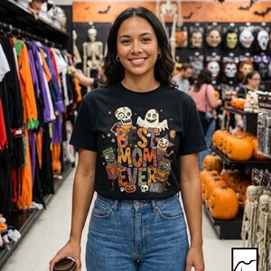 Best Mom Ever Halloween Shirt | Spooky Mama T Shirt | Cute Monster Graphic Tee | Horror Mom Fall Top | Retro Spooky Clothes | Unisex Gift