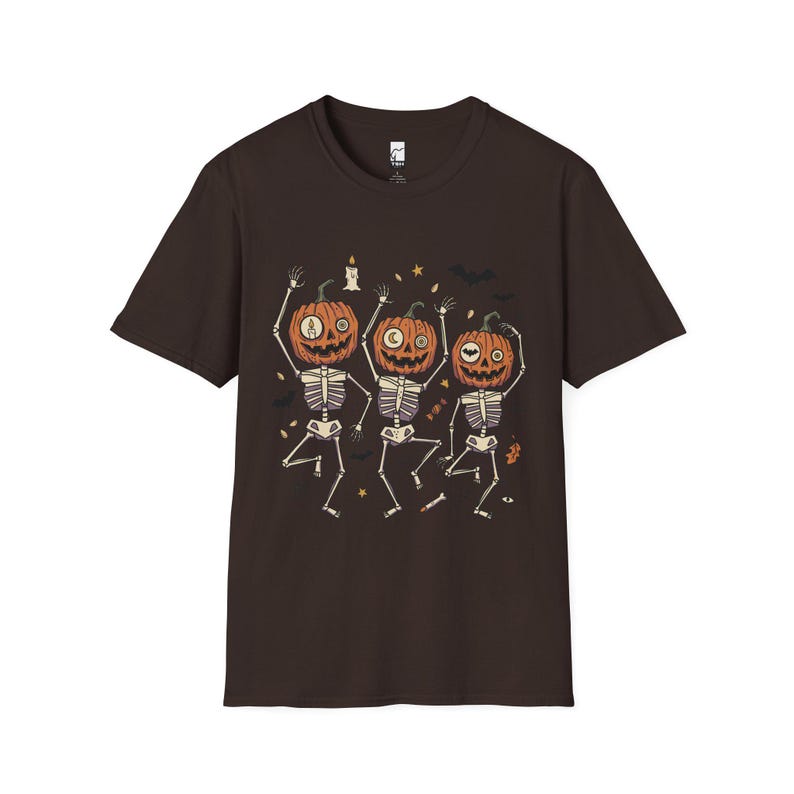 踊るカボチャの骸骨Tシャツ｜ハロウィン ジャック・オー・ランタン Dark Chocolate