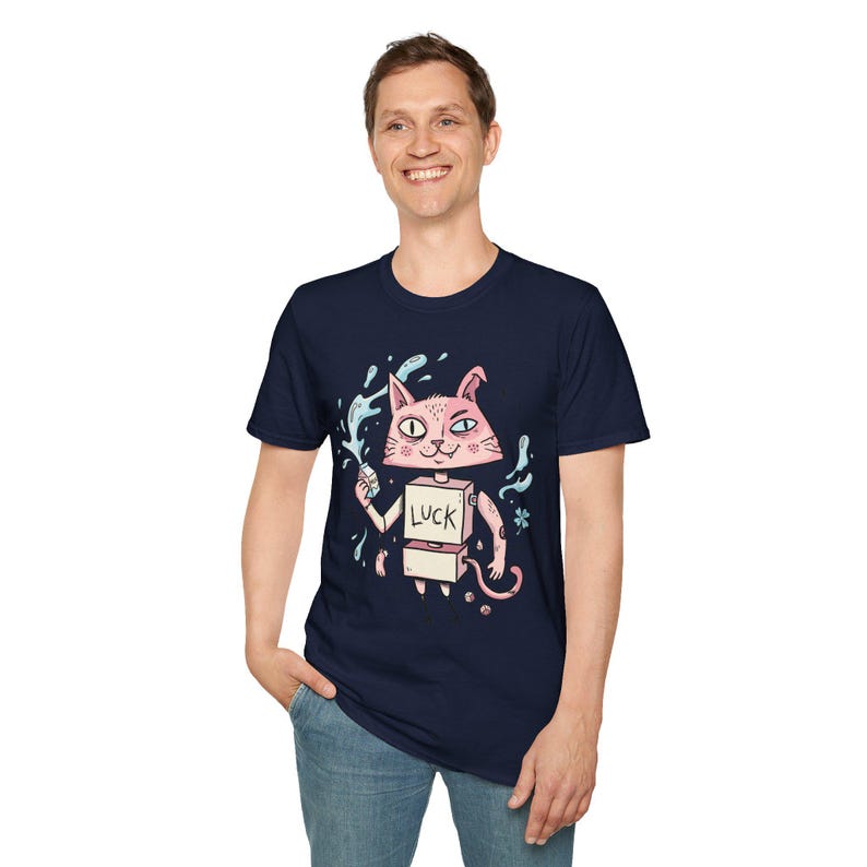 Maglietta con gatto robot surreale / Maglietta grafica con gatto rosa portafortuna, maglietta indie lowbrow art immagine 16