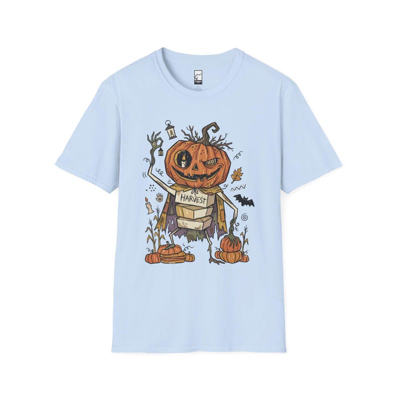 Camiseta Unissex com Estampa de Abóbora | Estampa de Abóbora de Halloween | Camiseta com Estampa de Colheita de Outono | Camiseta Assustadora com Abóbora Light Blue