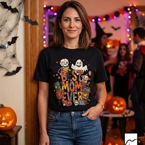 Best Mom Ever Halloween Shirt | Spooky Mama T Shirt | Cute Monster Graphic Tee | Horror Mom Fall Top | Retro Spooky Clothes | Unisex Gift
