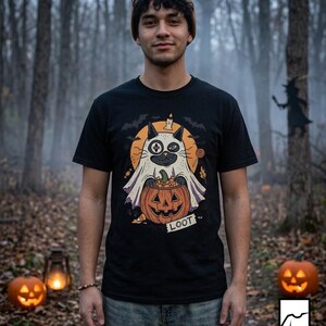 Ghost Cat Halloween Shirt | Spooky Kitten T Shirt | Cute Loot Graphic Tee | Retro Pumpkin Fall Top | Funny Cat Lover Clothes | Unisex Gift