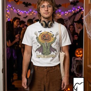 Jack O Lantern Scarecrow Shirt | Spooky Pumpkin Tee | Funny Halloween Graphic Tee | Tis The Season Shirt | Retro Fall Tee | Unisex Gift