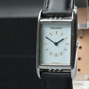 ヴィンテージ YVES SAINT LAURENT 手巻き タンク 1980年代 Yves Saint Laurent Tank Watch - Etsy