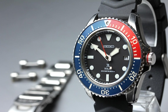 N mint* seiko prospex v157-0dp0 divers pepsi automatic solor men's watch japan