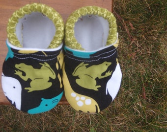 Baby Shoes with Frogs in Green and Black and Yellow - Gender Neutral - Choose 0-3 or 3-6 months