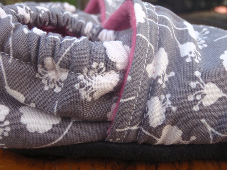 Baby Shoes - White Flowers on Grey / Gray With Pink Lining - Custom ...