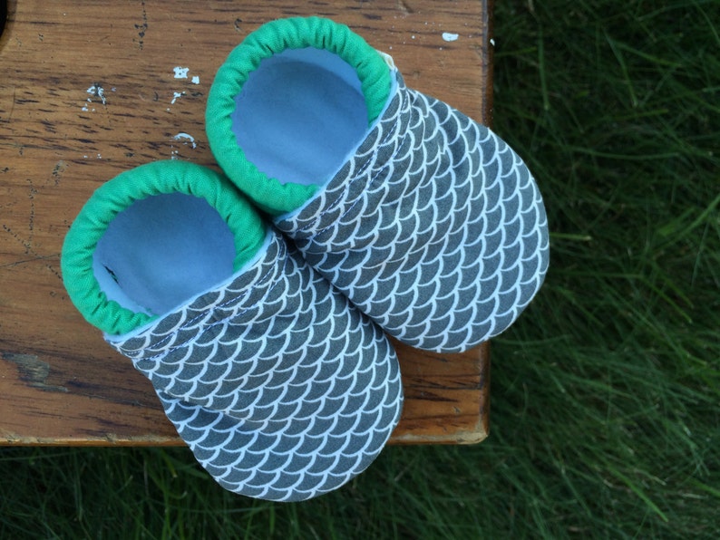 Baby Shoes Grey/Gray Fish Scale Print with Solid Jade Green Custom Sizes 0-3 3-6 6-12 12-18 18-24 months 2T 3T 4T image 1