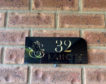 Hausnummer Schwarz Gold Spiegel Acryl Hausnummer Schild (280 x 120 mm)