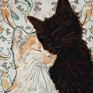 Puede incluir: Una ilustraci&oacute;n digital que muestra un gato de color crema y un gato negro acurrucados. El fondo presenta un patr&oacute;n repetitivo de peces koi naranjas y blancos con peque&ntilde;as flores sobre una superficie texturizada de color hueso.