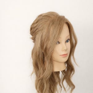 Boho half up hairstyle tutorial - Coiffure mariée demie-attache bohème. PDF + vidéo training + bonus vidéo.