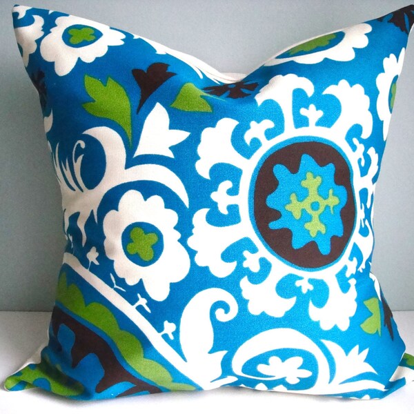 FREE US SHIPPING Indoor / Outdoor 18x18 Designer Pillow In Suzanie Blue Moon