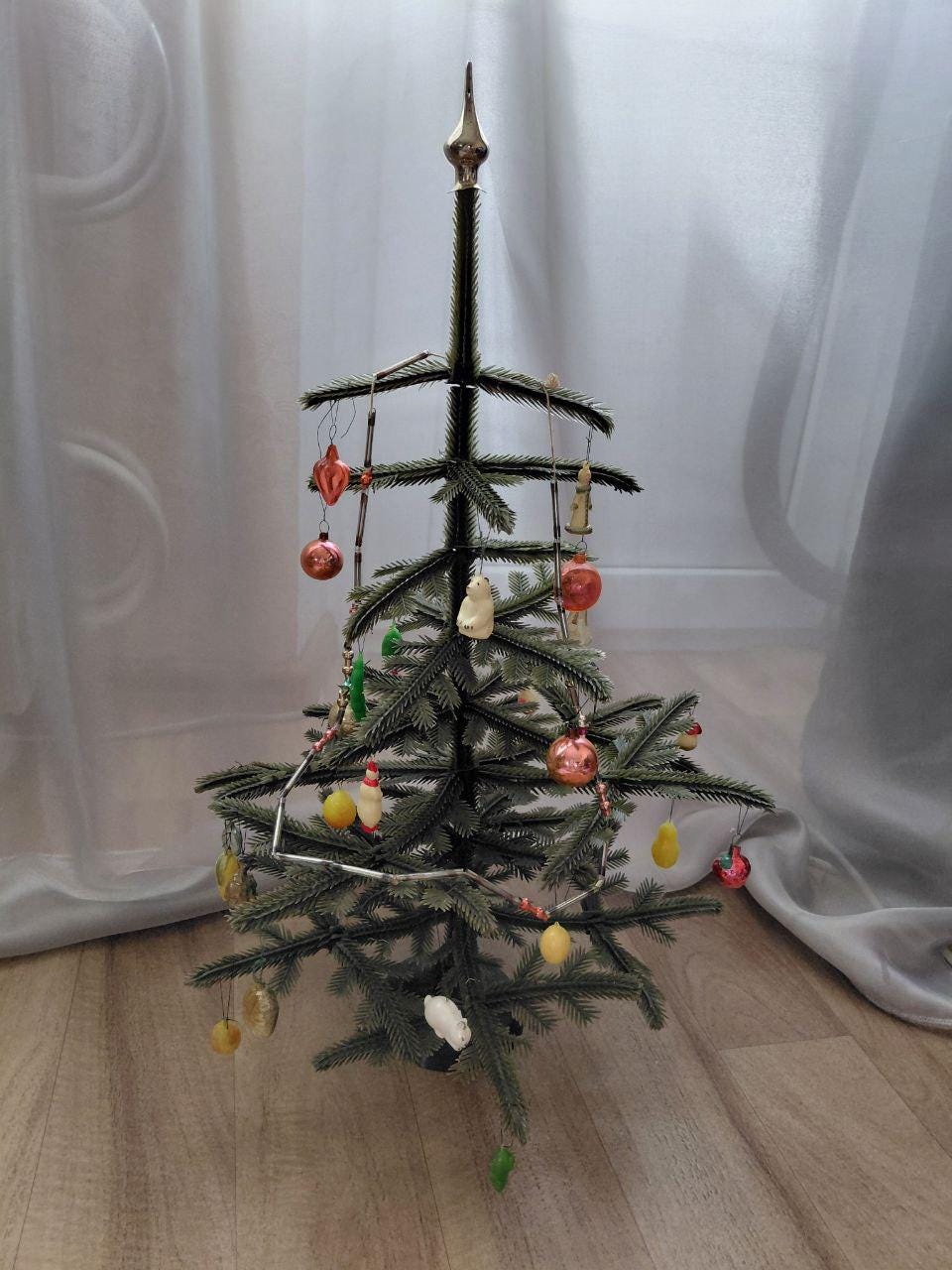 ヴィンテージのソビエトクリスマスツリーと装飾、1961年コレクターズ