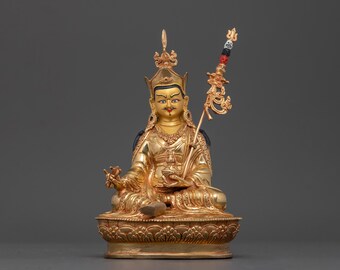 Estatua artesanal de Padmasambhava Guru / Arte y artesanía tibetana bañada en oro de 24 quilates / Figura budista de cobre para santuario, Dharma, altar