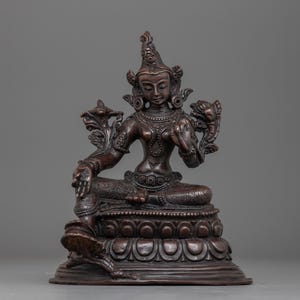 Estatua de Tara Verde Oxidada, hecha a mano, que representa la serenidad / Madre de la Liberación, símbolo de compasión, conocimiento y sabiduría / Decoración para altar espiritual