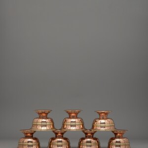 Conjunto de Tigelas Tibetanas de Cobre para Oferendas | Tigelas de Água Rituais para Oferendas Cerimoniais | Conjunto de Altar Himalaia para Meditação e Puja Budista