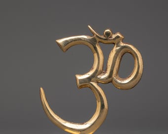 12.5 cm Om Decor | Buddhist and Hindu Decor Symbols | Spiritual Wall Art, Unique Meditation Room Accent, Sacred Home Decor | Nepalese Art