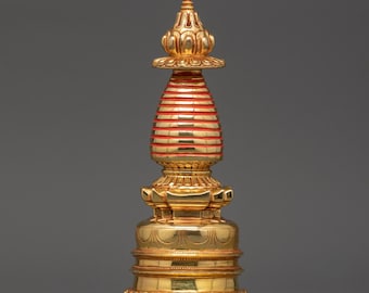 Tibetan Buddhist Gold-Plated Stupa | Spiritual Stupa for Altar or Shrine | Himalayan Sacred Sculpture for Meditation and Ritual Spaces