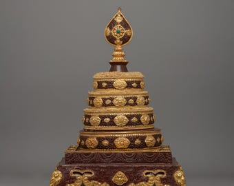 Mandala-set met Tibetaans ritueel offer | Vajrayana-boeddhismekunstwerk | Handgemaakt heilig altaardecor voor meditatie en toewijding | Gemaakt in Nepal