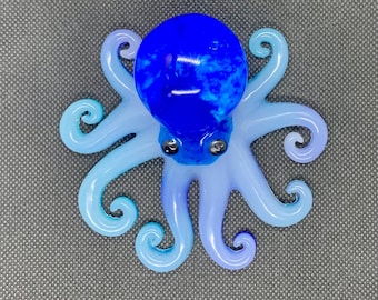 Blue and white octopus
