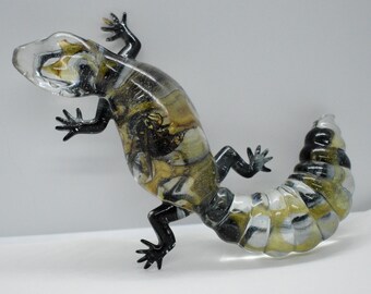 Clear Gecko with Bald-Faced Hornet