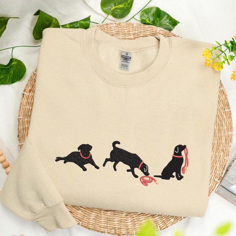 Labrador Retriever With Leash Embroidery Design Machine Embroidery File ...