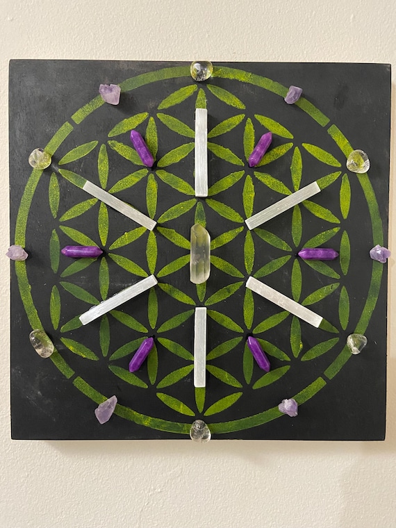 Handmade Crystal Grid by LiliSpiritualArt