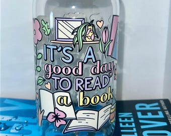Book Lover Glass Cup: Pastel Bookish Design with Bamboo Lid & Straw