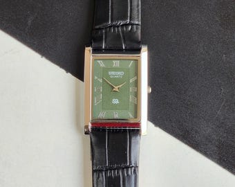 Odnowiony zegarek męski Seiko Slim Quartz z zieloną tarczą, prostokątny, 26 mm