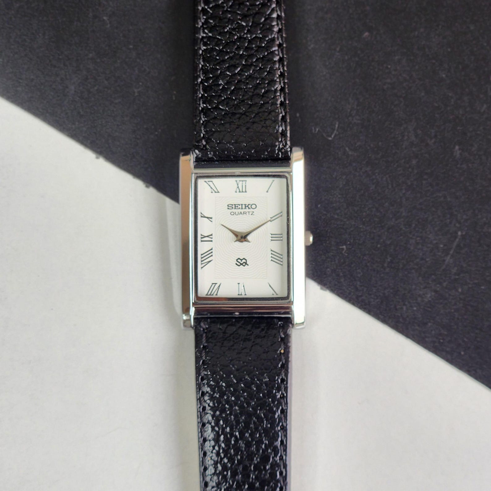 Vintage Refurbished Seiko Slim Quartz White Face 26MM Rectangular Men's Watch