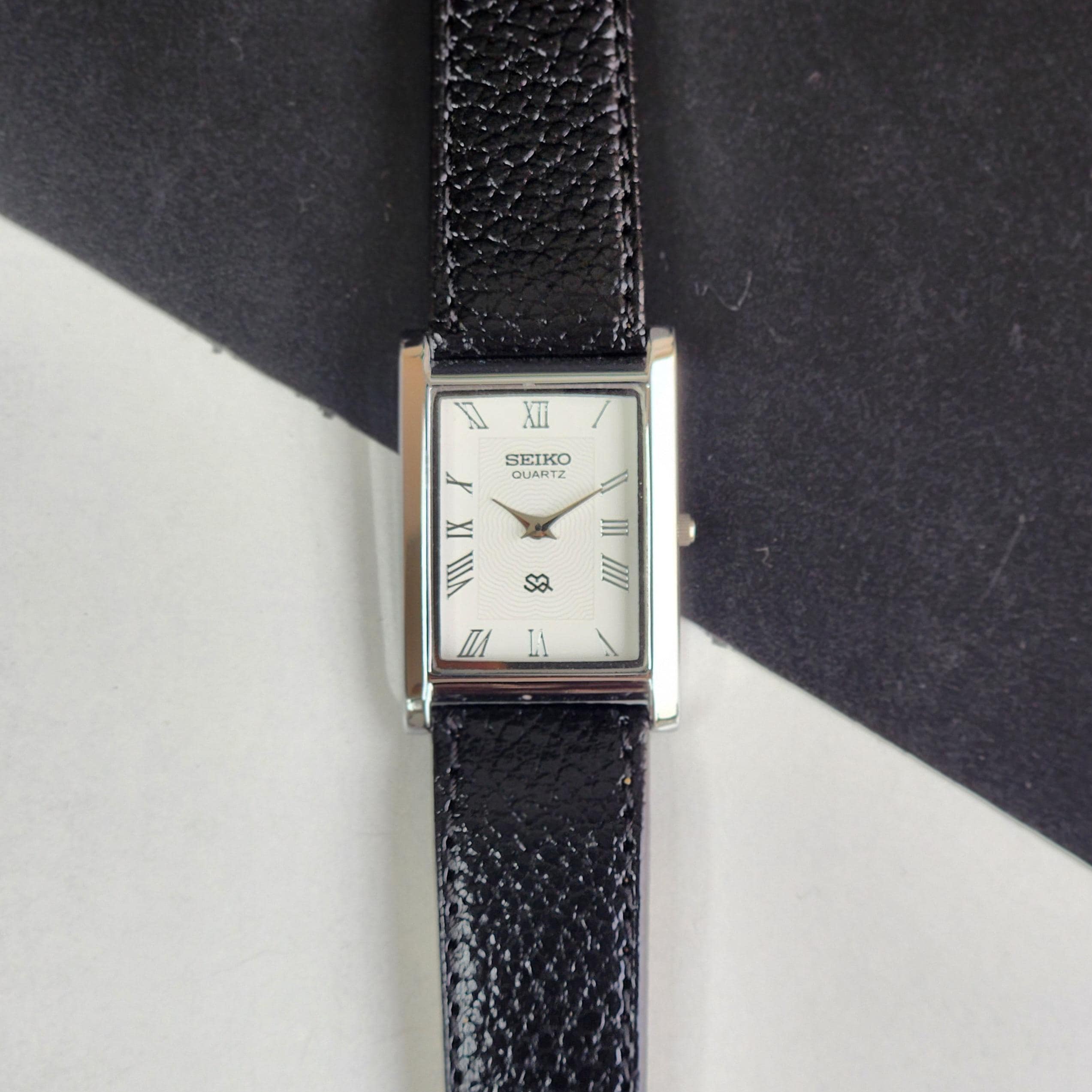 SEIKO QUARTZ ヴィンテージウォッチ Vintage seiko square watch - Etsy 日本
