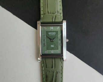 Odnowiony zegarek męski Seiko Slim Quartz z zieloną tarczą, prostokątny, 26 mm