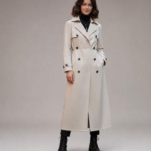 Dames trenchcoat van premium wolmix – Dubbelknoopsluiting bordeauxrode overjas - Kerstcadeau voor hem