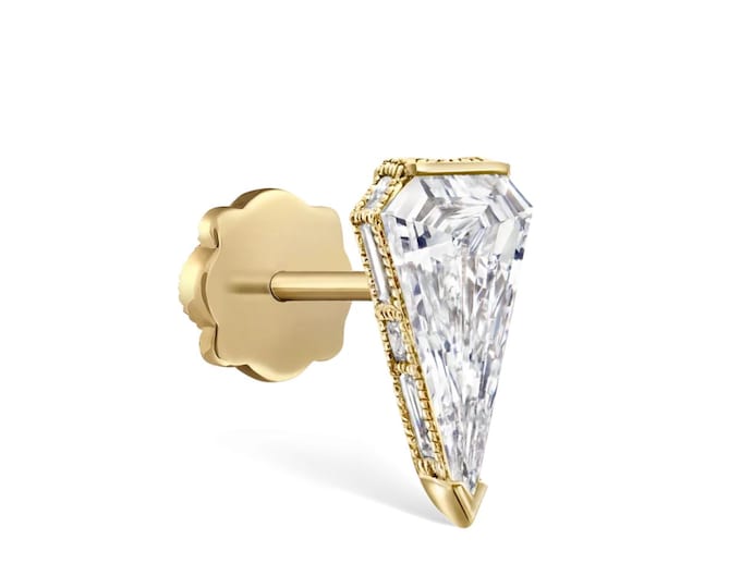 Engraved Silhouette Diamond Threaded Stud Earring