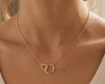 14K Gold Infinity Link Necklace / Double Circle Necklace for Women / Dainty Interlocking Necklace