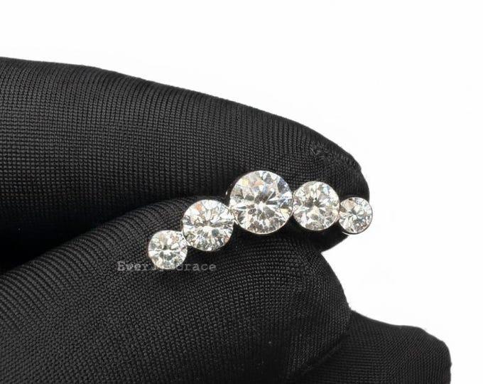 Invisible Set Five Diamond Curve Stud Earring