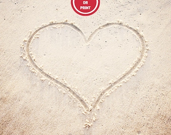 Amor en la playa, fotografía de un corazón en la arena (lámina o lienzo), arte mural costero relajante, arte mural playero en tonos tierra beige, arte mural neutro para dormitorio